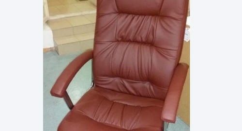 Обтяжка офисного кресла. Весьегонск
